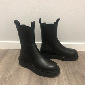 H&M chunky boots